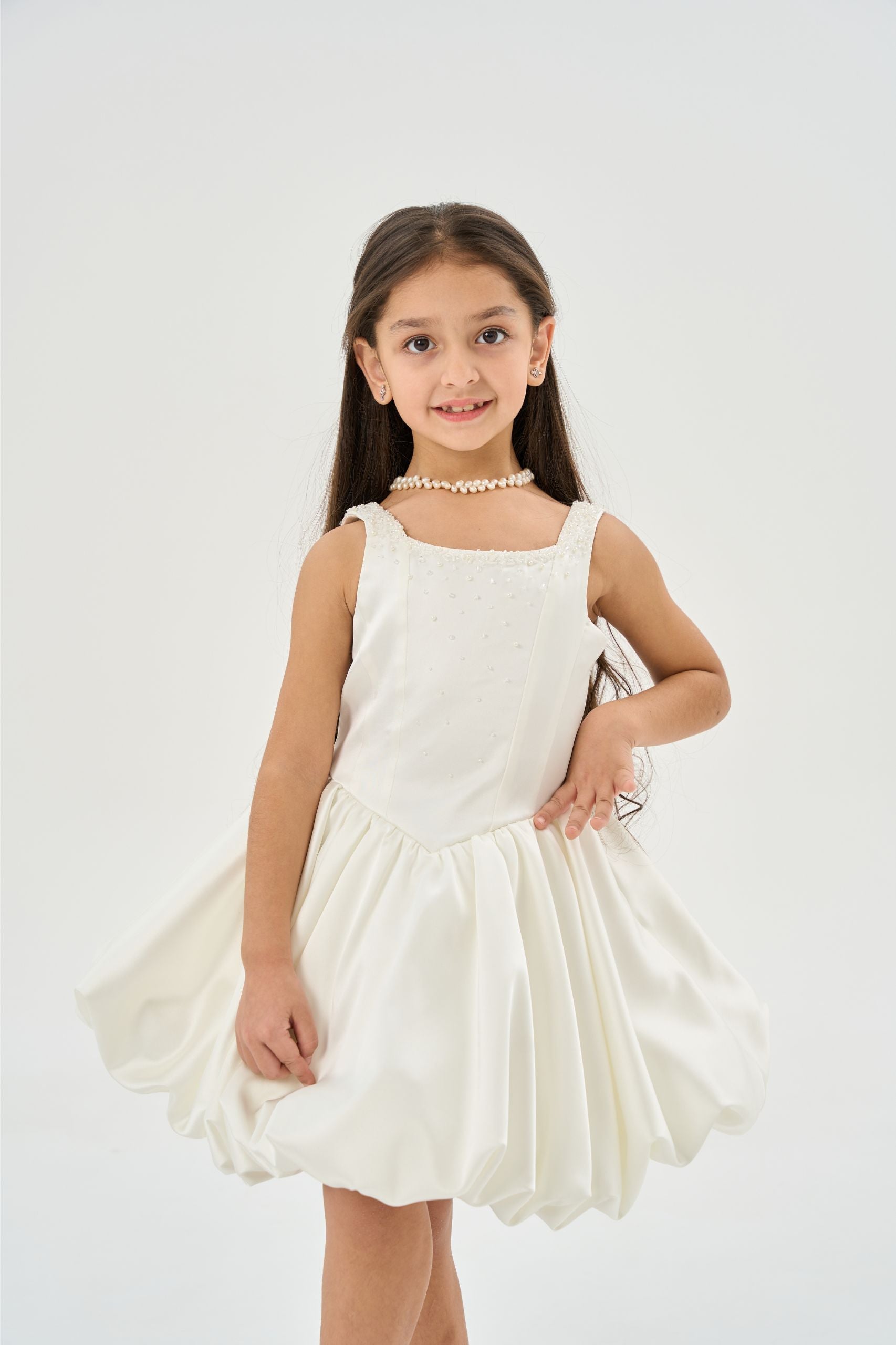 Robe Perla – Robe Cérémonie Fille Satin Blanc & Perles | Mariage Baptême