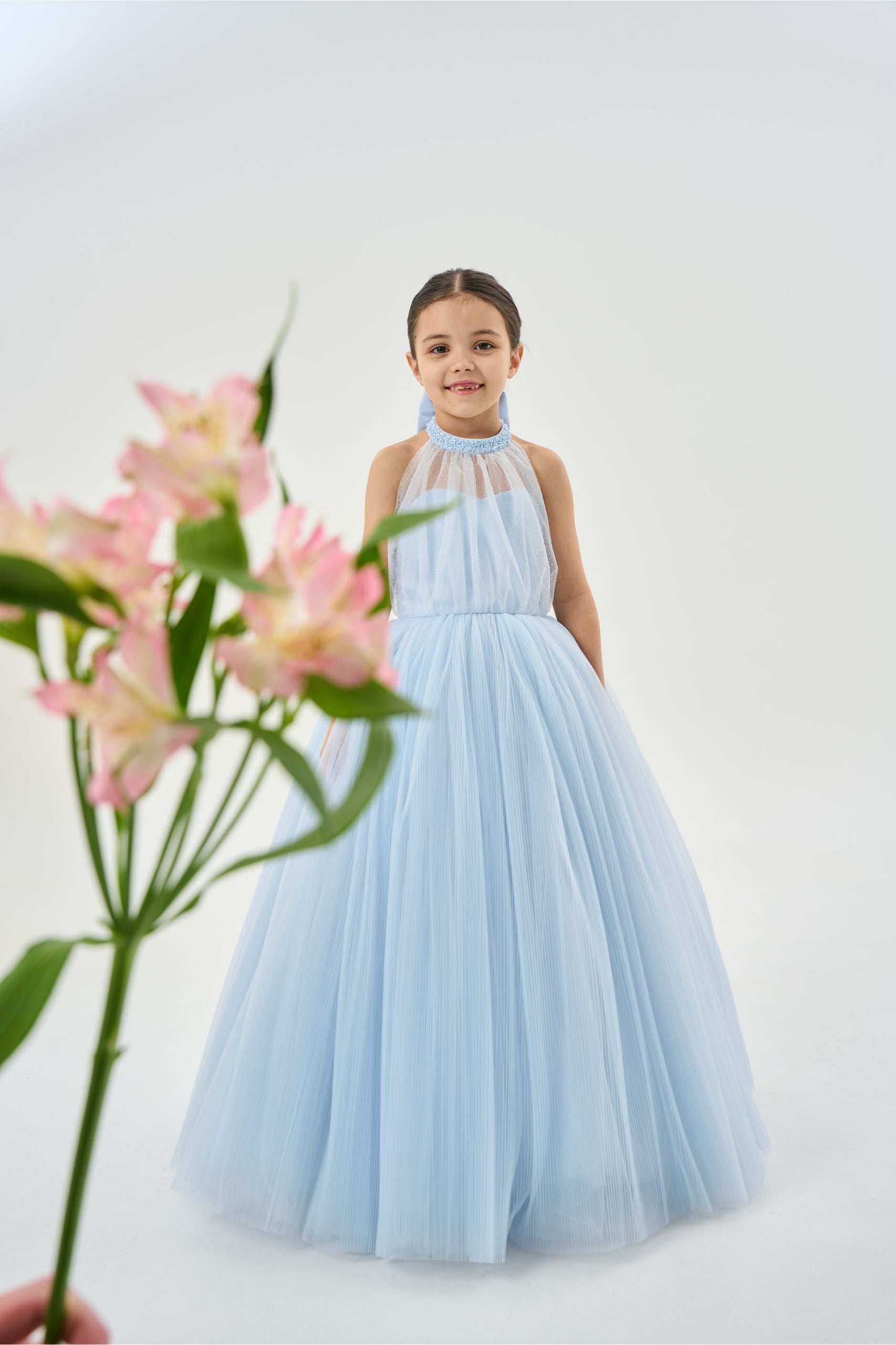 Linae – Robe Cérémonie Fille Bleu Ciel en Tulle Fluide | Mariage Baptême
